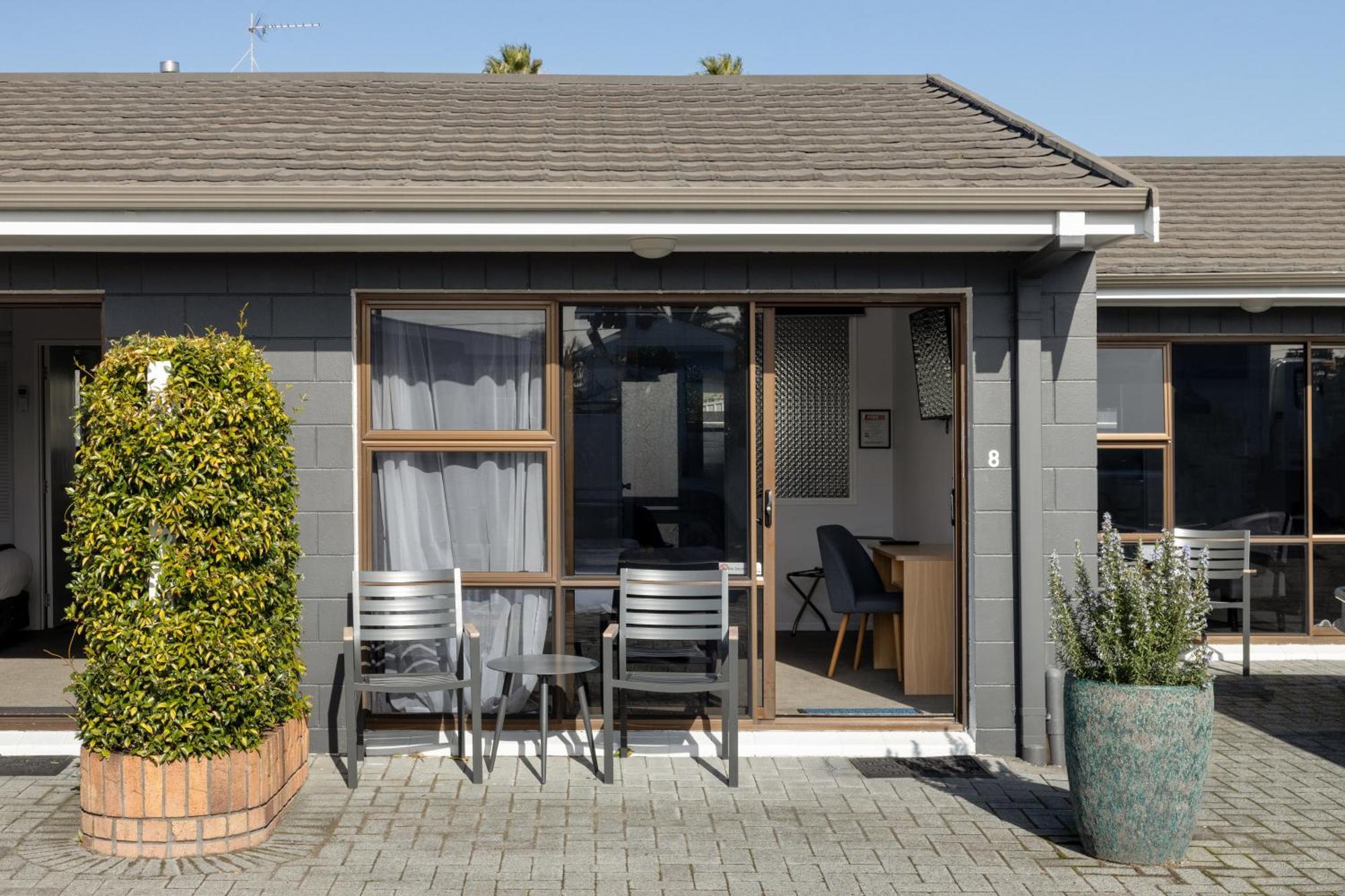 Cobblestone Court Motel Tauranga Esterno foto